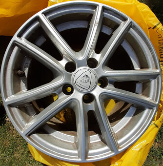 Alu disky 6.5J x 15H2 - 6