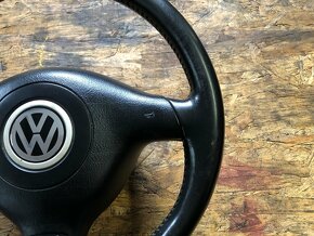Tříramenný kožený volant VW - 6