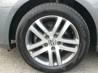 Volkswagen Golf 1,6Mpi aut.klima,parksenzory,po dovozovéSTK - 6