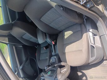 Škoda Octavia II 2.0 TDI R.v 2012  nová STK - 6