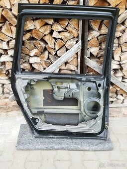 P: LZ dveře Ford Galaxy- černé - 6