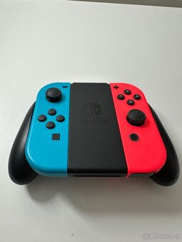 Prodám konzoli Nintendo switch - 6