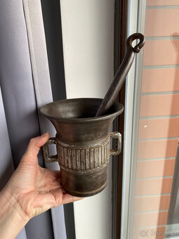 Starožitný velký železný hmoždíř s tloukem, 3 kg - 6