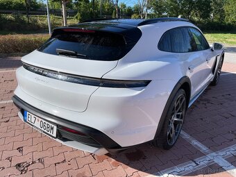 PORSCHE TAYCAN 4S CROSS TURISMO 02.02.2022 - 6