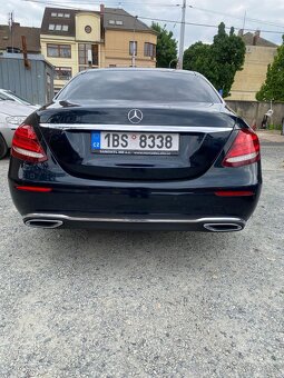 Mercedes E220d TOP STAV - 6