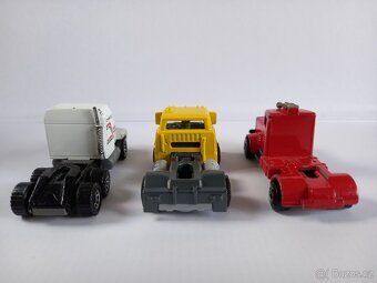 MATCHBOX CONVOY - MACK CH600 - POZRI DETAILNÉ FOTO - 6
