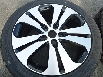 5x114,3 Kia Sportage III alu disky 7jx18 ET40,5 - 6