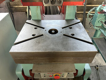 Výstředníkový lis LEN 40 C - 6