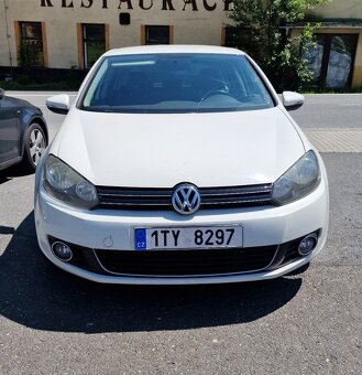 Osobní automobil Volkswagen Golf - 6