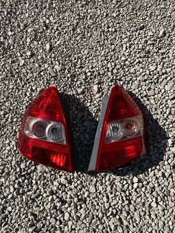 Predám zámok centrál nárazník svetlo Kufor Honda Jazz 2002- - 6