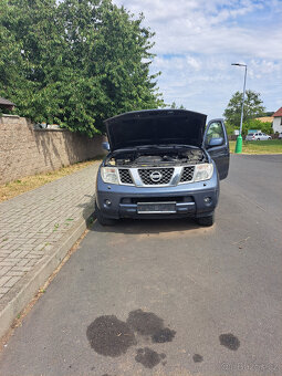 Nissan Pathfinder - 6
