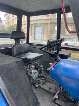 Traktor Zetor - 6