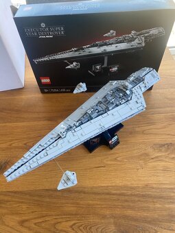 LEGO Star Wars Executor Super Star Destroyer (75356) - 6