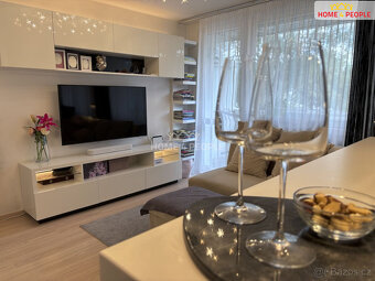 prodej bytu 3+KK/L, 67 m2, ul. Na Strži, Praha 4 - Krč - 6