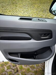 Opel Vivaro 2.0 CDTI 150 ps - 6