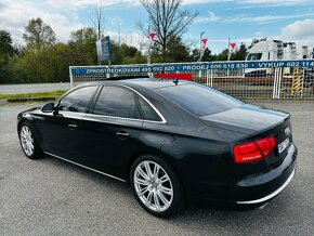 Audi A8 sedan - 6