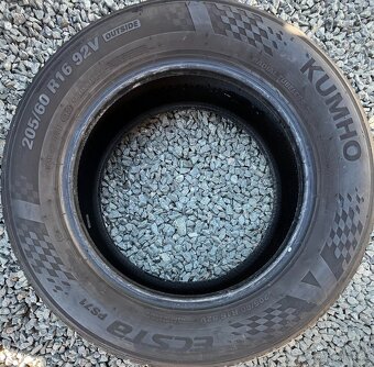 205/60 R16 92V letní pneu Kumho Ecsta PS71 (1121) - 6