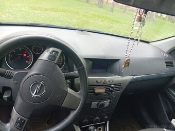 Opel Astra H. - 6