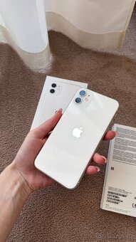 iPhone 11 128 GB, bílý - 6