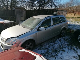 Opel Astra H 1.7 CDTI 92 Kw Kombi - havarovaná - 6