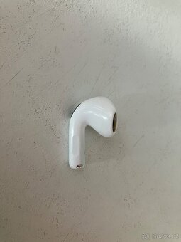 AirPod 4 - 6