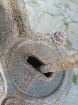 Ruční pumpa - 6