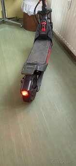 Segway eKickScooter ZT3 Pro E - 6