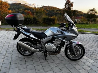 Honda CBF 1000 - 6