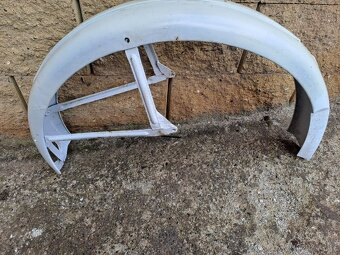 Prodám přední a zadní blatník na čz 150,125 - 6