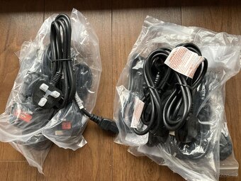 Napájecí kabely pro notebook a PC/monitor, UK koncovka - 6