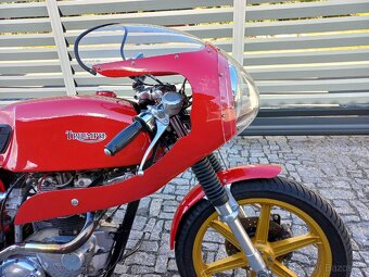 Triumph Bonneville T120R r.v.1969 s Doklady - 6