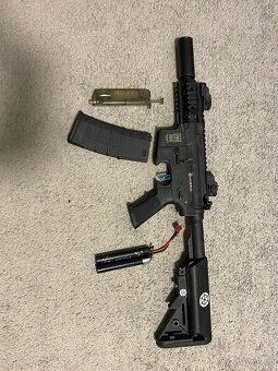 Airsoft m4 a věci na airsoft - 6