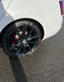 Škoda Octavia 3 RS 2.0 TDI COMMON RAIL DSG 135KW - 6