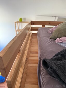 Patro z masivu na spaní se schody. Dřevo - borovice - 6