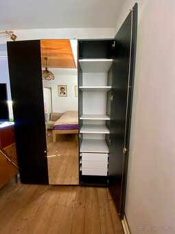 Starší šatní skříň IKEA - 6
