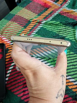 Infinix Note 40 PRO 12GB/256GB Vintage Green - 6