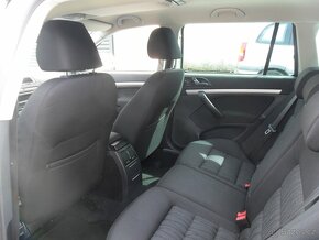 Škoda Octavia Combi 1,4 TSi AUT.KLIMA. NOVÉ ROZVODY. - 6