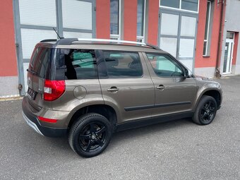 Škoda Yeti 2.0 TDI Elegance 4x4 DSG Navi - 6
