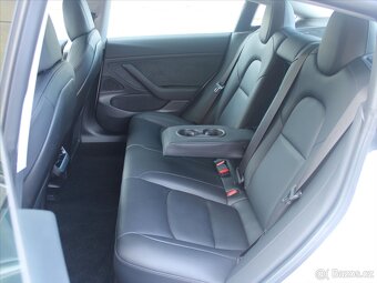 Tesla Model 3 0,0 239kW Standard Range Plus ČR 1.maj RWD A/ - 6