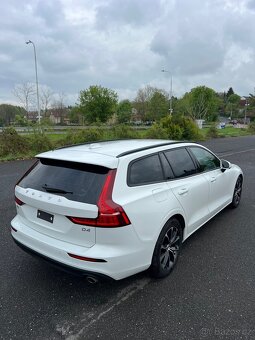 Volvo V60 2019 • odpočet DPH • doložitelné 200t.km. - 6