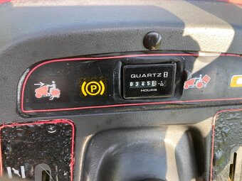 Zahradní traktor Toro Karsit - 6