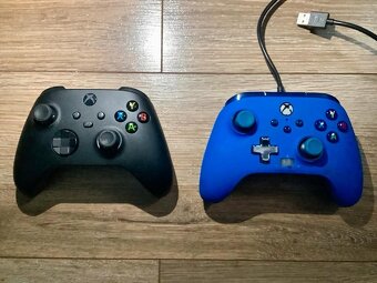 Xbox Series X 1 TB + 2 ovladače - 6