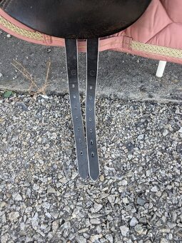 Prodám/vyměním drezurní sedlu Taurus Cobra 17"/2 - 6