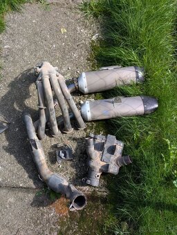 Tlumiče R1 2007-08 + dily - 6