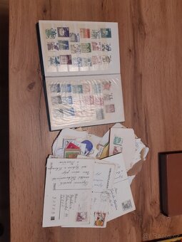 Malé album s poštovnými známkami - 6