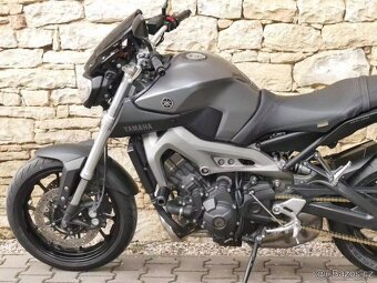 Yamaha MT 09 - 6