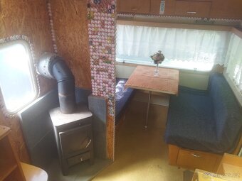 Karavan bez dokladů - 6