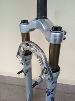 Odpružená vidlice Marzocchi Z3 Light - 6