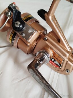 RYBÁŘSKÝ NAVIJÁK DAIWA B-250RL - 6