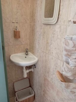 Přenechám kompletně vybavený kosmetický salón - 6